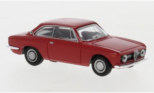 Diecast model cars Alfa Romeo Giulia 1/87 Brekina Sprint GT red 1974 Alfa Romeo Giulia 1/87 Brekina Sprint GT red 1974 diecast model cars