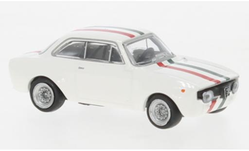 Diecast model cars Alfa Romeo GT 1/87 Brekina A 1300 Italia 1971 Alfa Romeo GT 1/87 Brekina A 1300 Italia 1971 diecast model cars