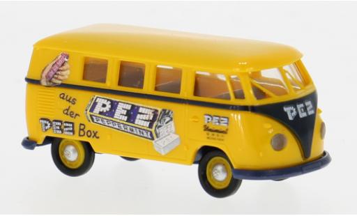 Diecast model cars Volkswagen T1 1/87 Brekina b Kombi 1960 PEZ 1:87 Volkswagen T1 1/87 Brekina b Kombi 1960 PEZ 1:87 diecast model cars
