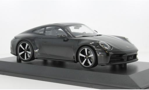 Diecast model cars Porsche 992 1/18 Minichamps 911 (.2) Carrera Coupe schwarz 2024 1:18 Porsche 992 1/18 Minichamps 911 (.2) Carrera Coupe schwarz 2024 1:18 diecast model cars