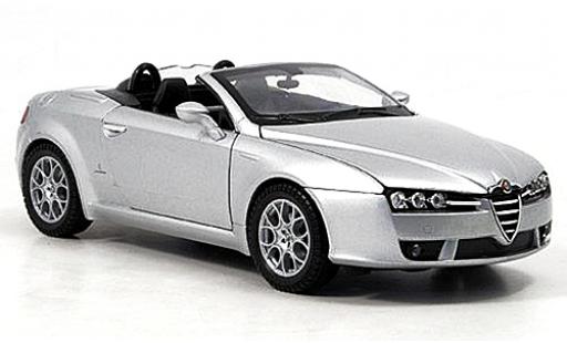 Diecast model cars Alfa Romeo Spider 1/24 Welly silber 1:24 Alfa Romeo Spider 1/24 Welly silber 1:24 diecast model cars