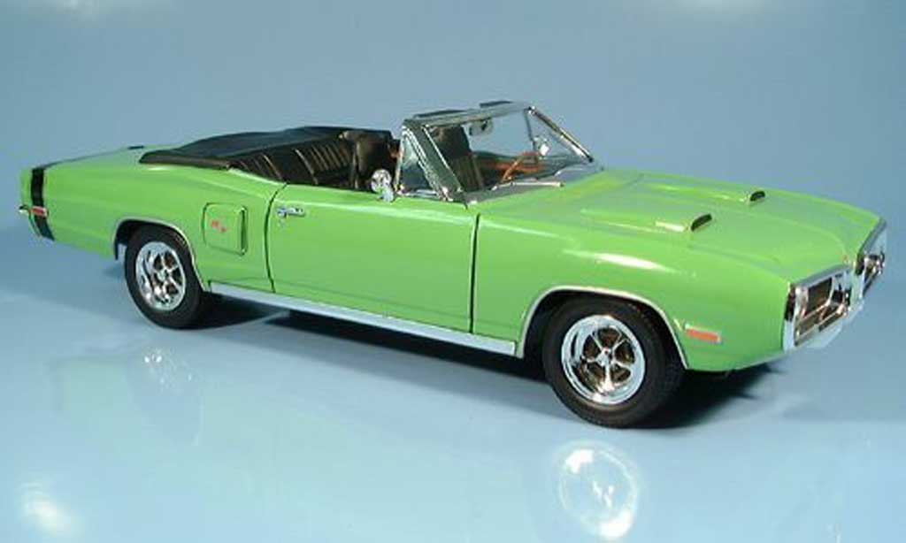 Diecast Model Cars Dodge Coronet 1970 1 18 Yat Ming 1970 R T Red 