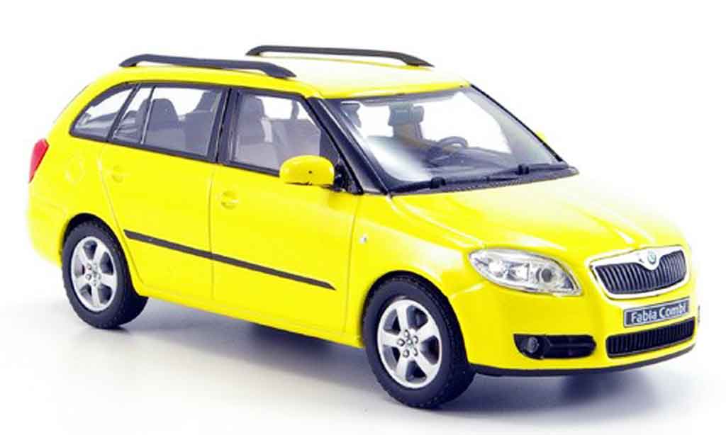 Diecast model cars Skoda Fabia 1/43 Abrex combi ii yellow 