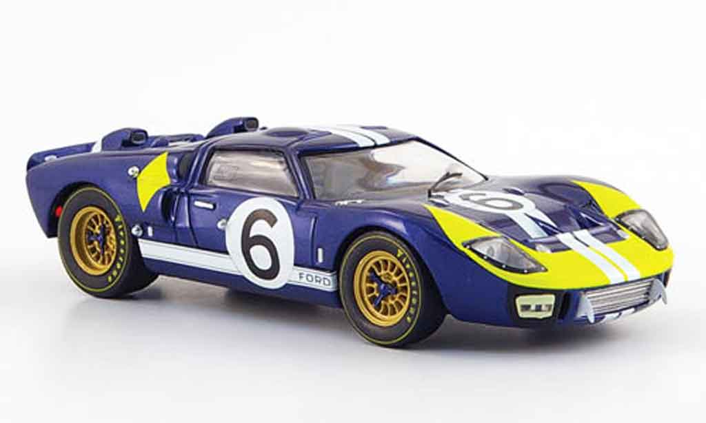 Ford GT40 MK IV #3 Mario Andretti - Lucien Bianchi 