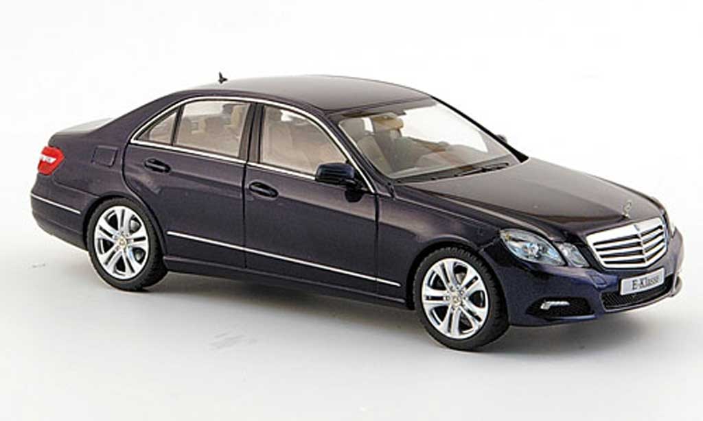 Diecast model cars Mercedes Classe E 1/43 Schuco (W212) black Avantgarde  2009 