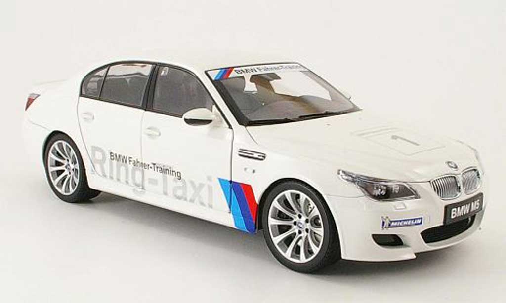 Bmw e60 diecast 2025
