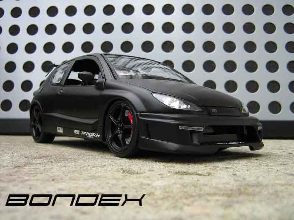 PEUGEOT 206 TUNING noir mat 1/24