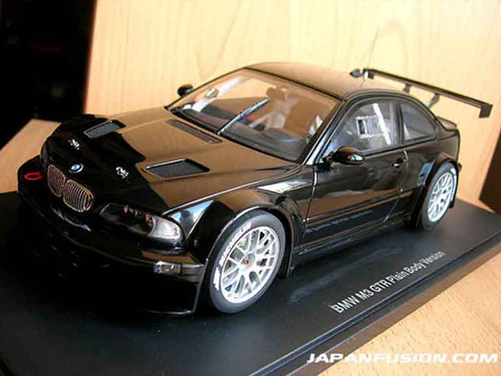 Diecast model cars Bmw M3 E46 1/18 Autoart GTR E46 plain body