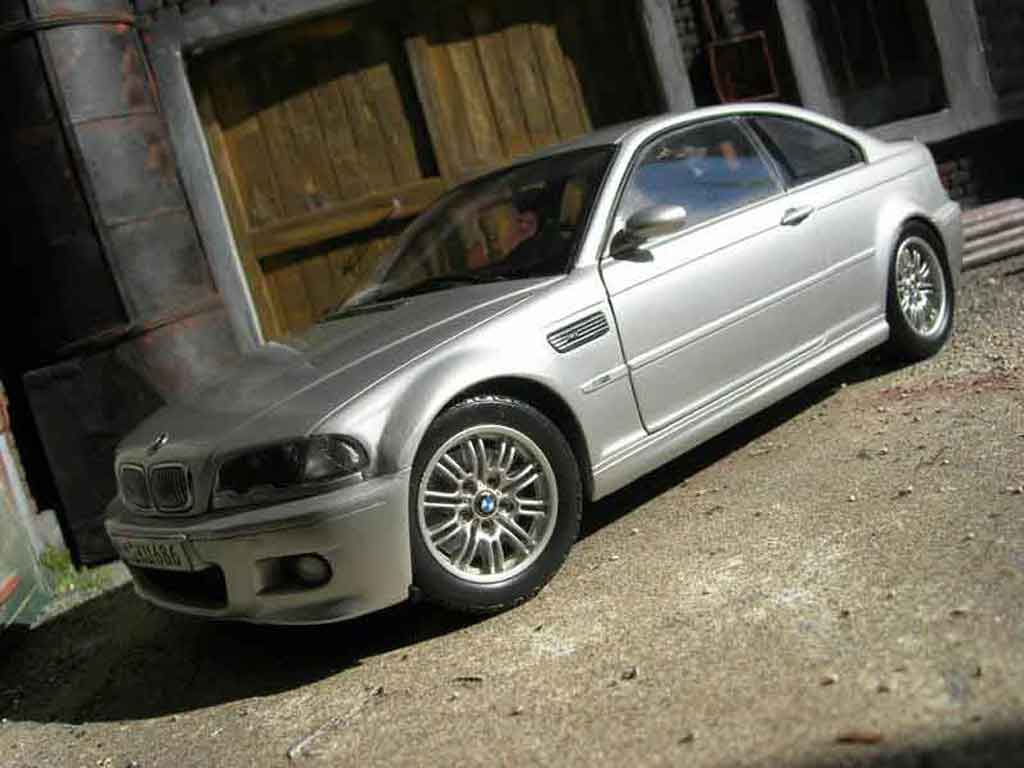 Diecast model cars Bmw M3 E46 1/18 Kyosho E46 grey Diecast model cars Bmw M3 E46 1/18 Kyosho E46 grey