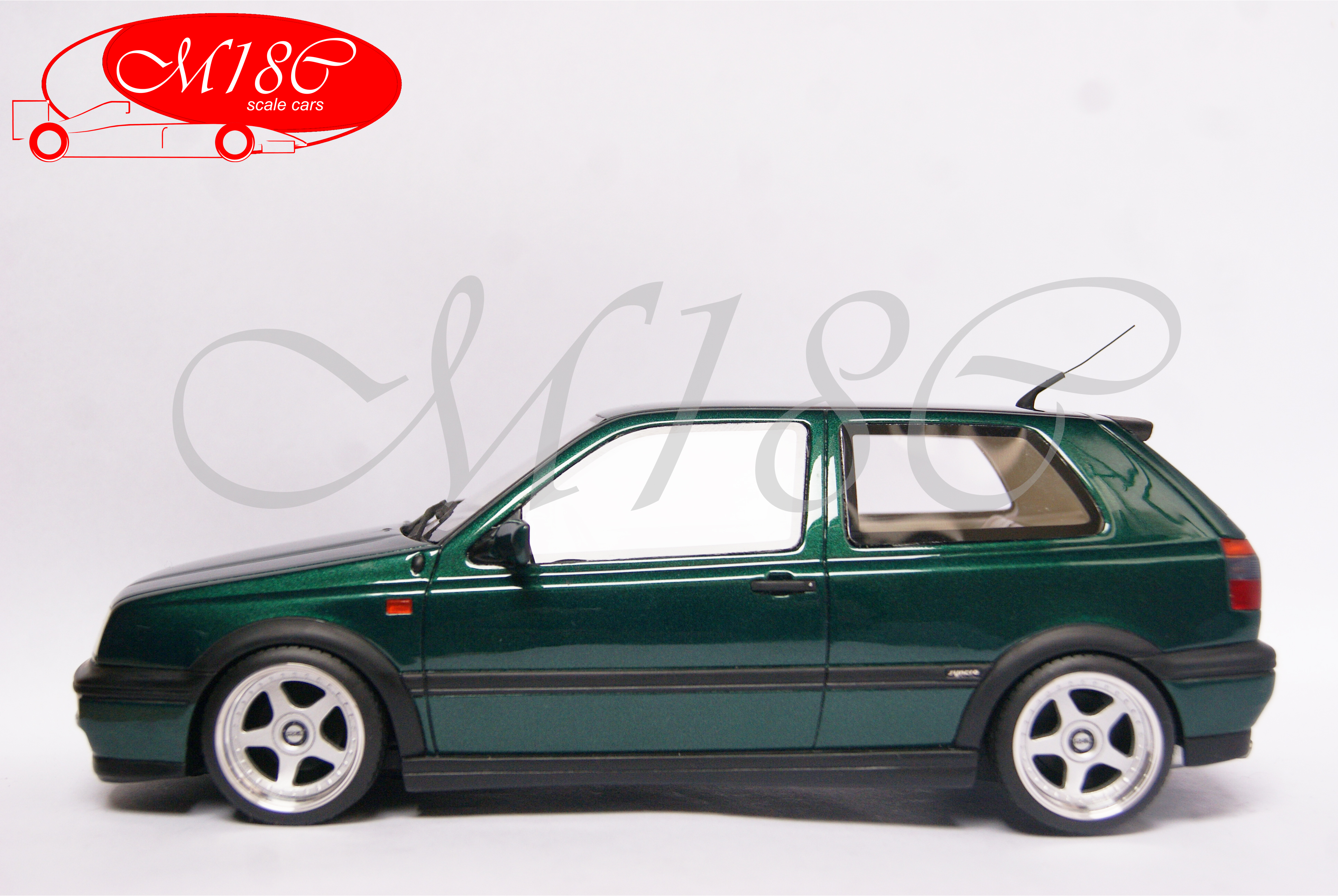 Diecast model cars Volkswagen Golf III 1/18 Ottomobile III VR6 synchro grun  jantes OZ Racing 17 pouces 