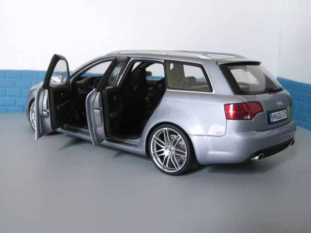 Audi A4 Avant (B5) silber-met. Minichamps in der 1zu87.com Modellauto -Galerie