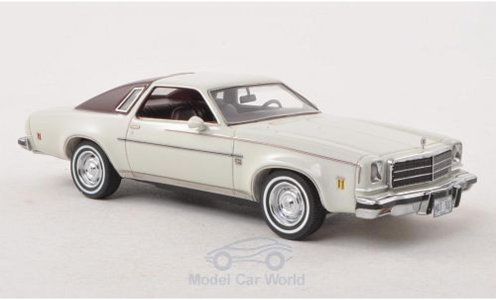 Diecast model cars Chevrolet Chevelle 1 43 Matrix Malibu Hardtop white dkl. red ohne Vitrine Alldiecast