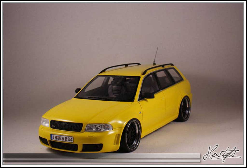 Minichamps 1:43 Audi RS4 Avant B5 Imola yellow Year 1999