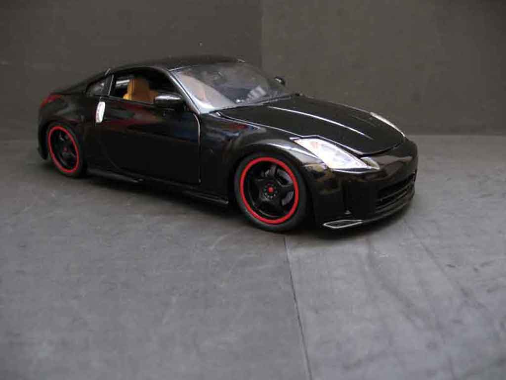 Miniature Nissan 350Z 1/18 Maisto Kupfer 2003 