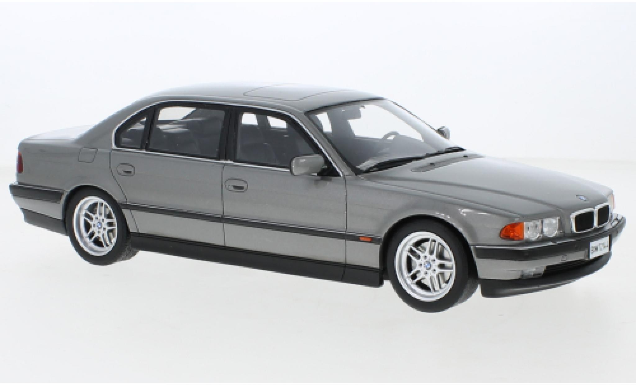 BMW 730i 7er E32 1992 grau metallic Modellauto 1:18 MCG 