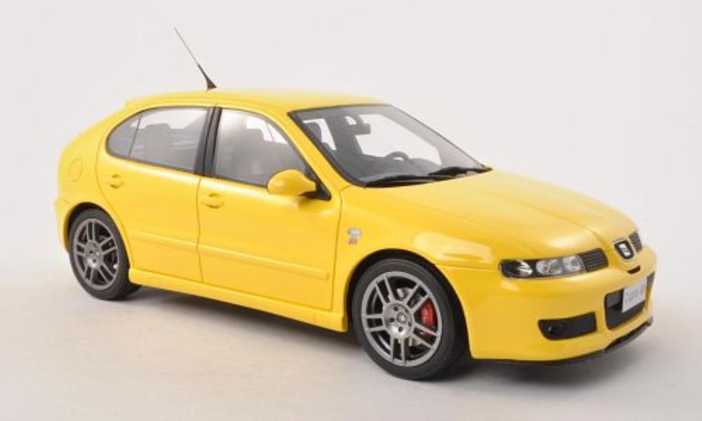 Diecast model cars Seat Leon Cupra 1/18 Ottomobile Cupra R yellow