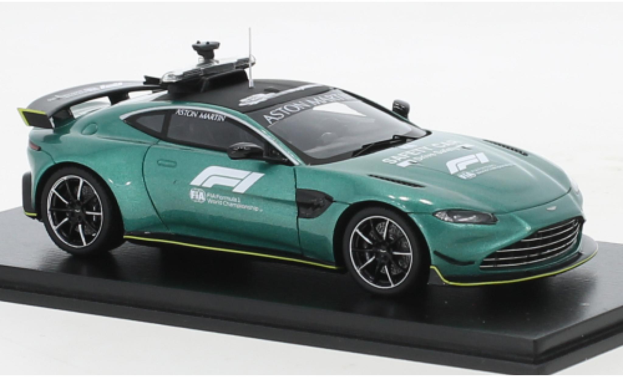 Diecast model cars Aston Martin Vantage 1/43 Spark F1 Safety
