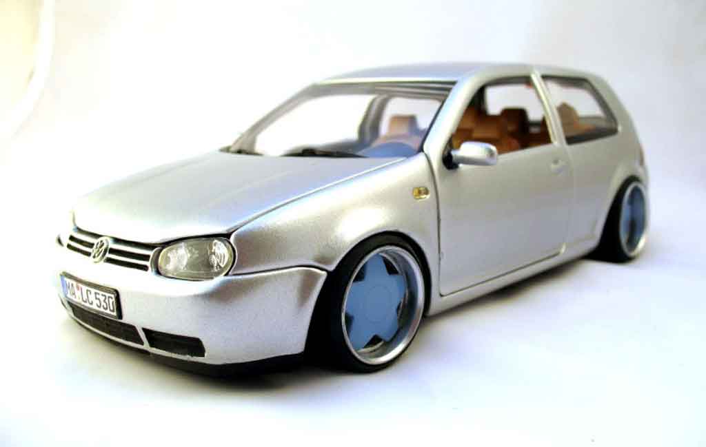 Volkswagen Golf 4 GTI 1/18 Revell 4 GTI german look jantes borbet type a diecast model cars