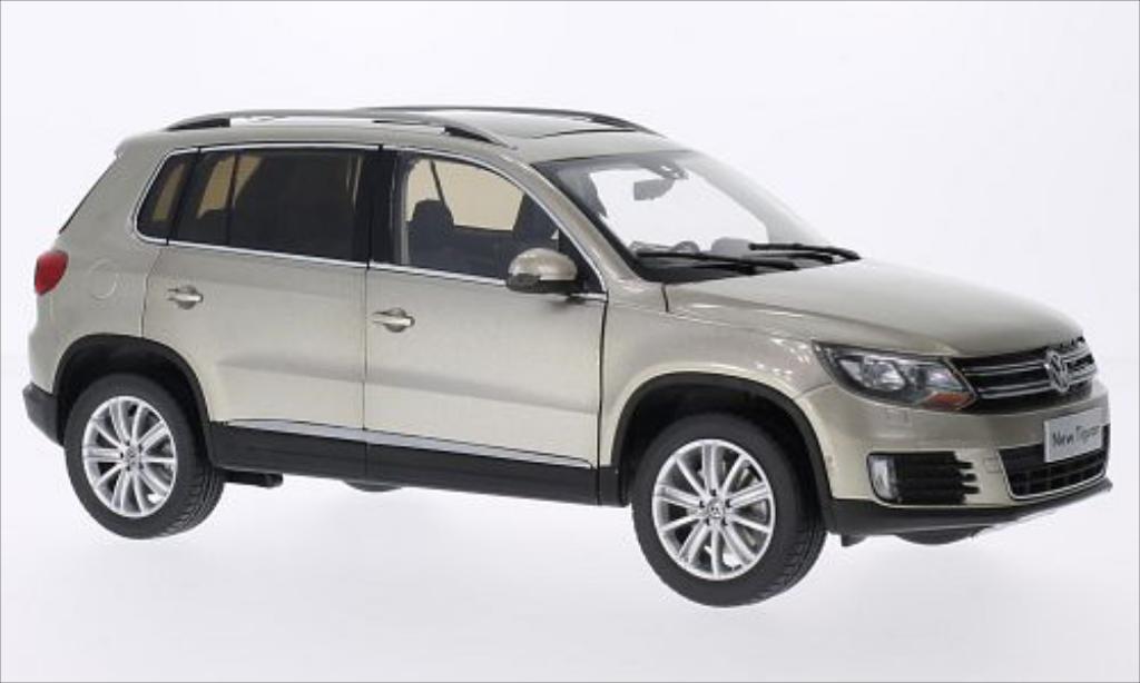 VOLKSWAGEN Tiguan blanc 2007 NOREV 1/18 –