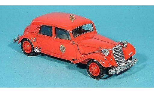 Citroen Traction 15 1/43 Solido CV Fire brigade pompiers (F) 1952 diecast model cars