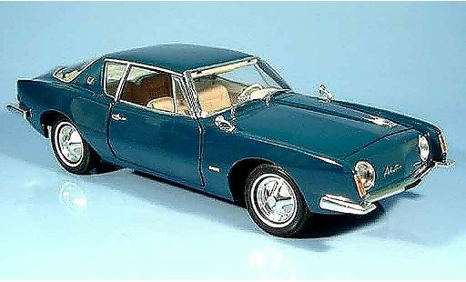 Studebaker Avanti Base 1/18 Signature green 1963 diecast model cars