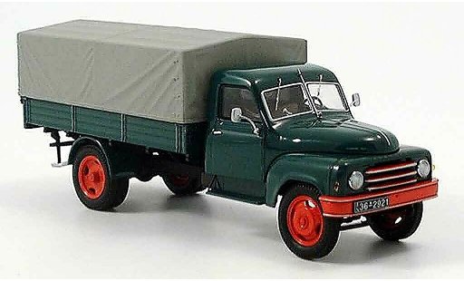 Hanomag L28 Pritsche 1/43 Schuco 25t flatbed green diecast model cars