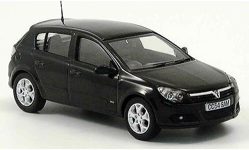 Opel Astra Base 1/43 Vanguards green diecast model cars