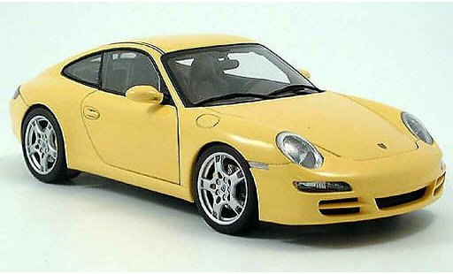 Porsche 911 S 1/18 Autoart Carrera yellow 2004 diecast model cars