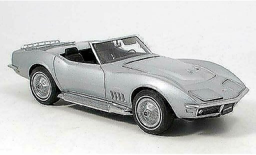 Chevrolet Corvette Coupe 1/18 Autoart C3 grey 1969 diecast model cars