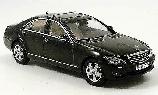 Mercedes Classe S Lang 1/43 Autoart S 500 SWB black 2004 diecast model cars