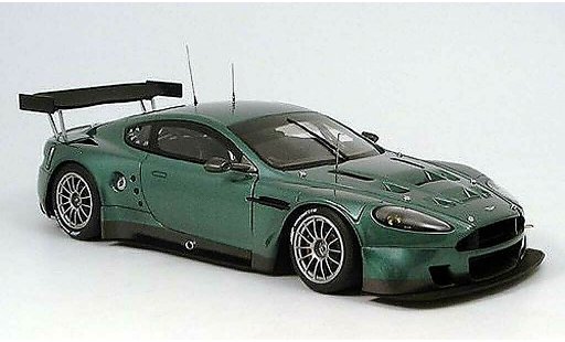 Aston Martin DBR9 gt1 1/18 Autoart 24h le mans plain body green 2005 diecast model cars