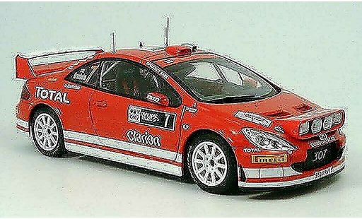 Peugeot 307 WRC 1/18 Autoart no.7 total rallye Germany 2005 diecast model cars