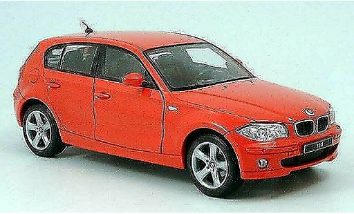 Bmw 120 E87 1/18 Welly i red diecast model cars