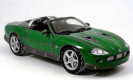 Jaguar XKR Base 1/18 Ertl roadster james bond collection green diecast model cars
