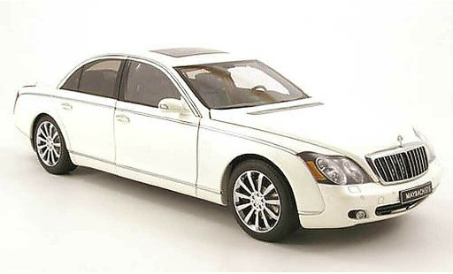 Maybach 57 S 1/18 Autoart white 2005 diecast model cars