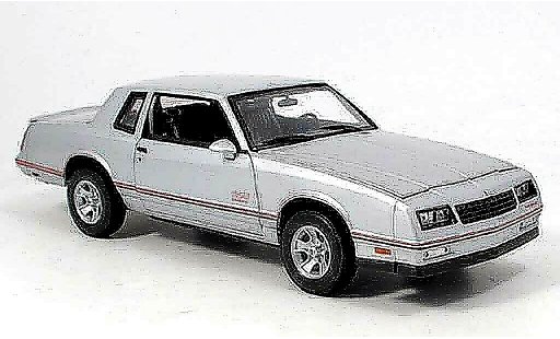 Chevrolet Monte Carlo SS 1/18 Welly grey diecast model cars
