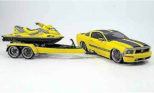 Ford Mustang Cesam 1/18 Norev or/grey + remorque avec jet-ski diecast model cars