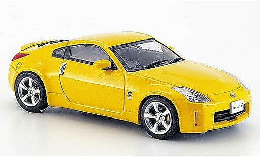 Nissan 350Z Base 1/43 Ebbro Fairlady yellow Facelift 2007 diecast model cars