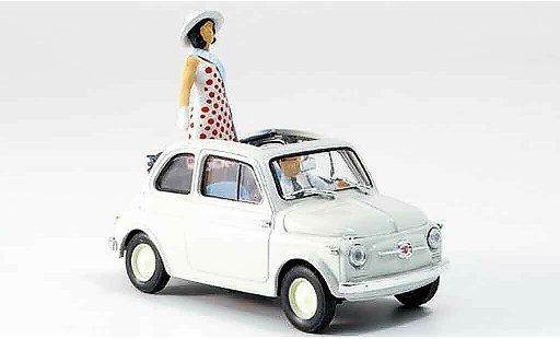 Fiat 500 Nuova 1/43 Brumm Prasentation in Turin avec Figuren 1957 diecast model cars