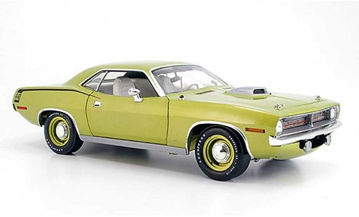 Plymouth Cuda 1970 1/18 Highway 61 green diecast model cars