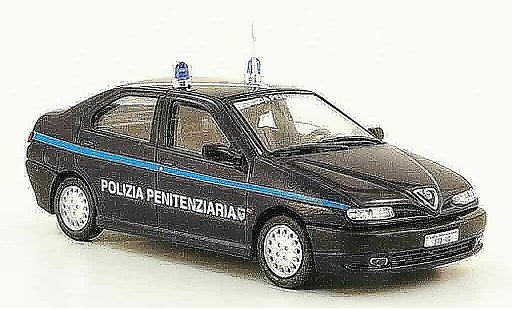 Alfa Romeo 146 polizia 1/43 Pego police penitenziaria diecast model cars