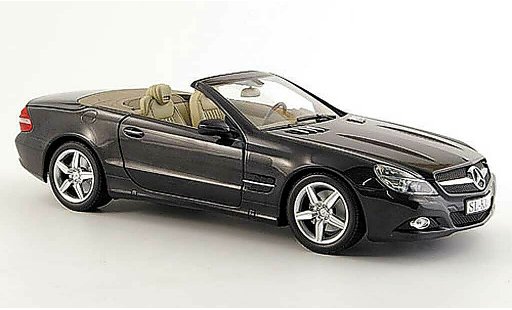 Mercedes Classe SL Base 1/18 Minichamps (r 230) black diecast model cars