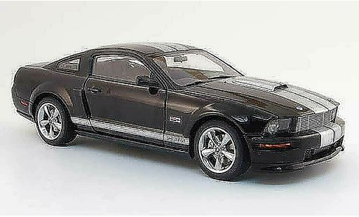 Shelby GT Base 1/18 Autoart black avec bandes greys 2007 diecast model cars