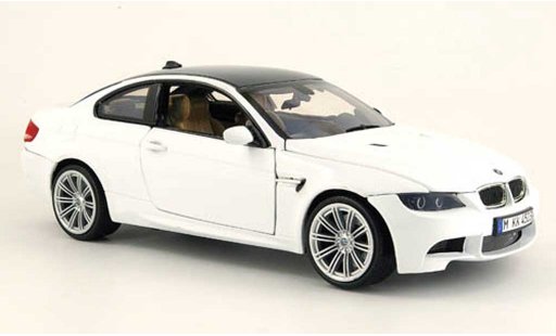Bmw M3 coupe 1/18 Motormax E92 white roof carbonlook 2008 diecast model cars