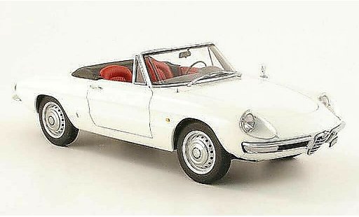 Alfa Romeo Spider Duetto 1600 1/18 Autoart duetto spider white 1966 diecast model cars