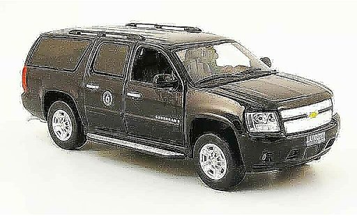 Chevrolet Suburban special edition 1/43 Luxury Die Cast CIA 2009 2010 diecast model cars