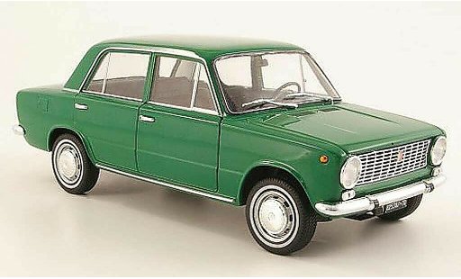Fiat 124 Limousine 1/18 IST Models green 1966 diecast model cars