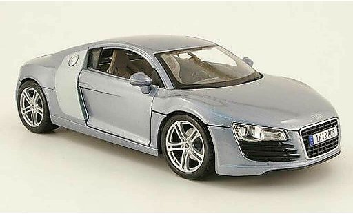 Audi R8 4.2 fsi 1/18 Maisto 5.2 grey diecast model cars
