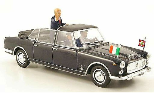 Lancia Flaminia Presidenziale 1/43 Starline G.Napolitano 2009 diecast model cars