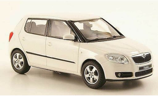 Skoda Fabia Base 1/43 Abrex white 2006 diecast model cars